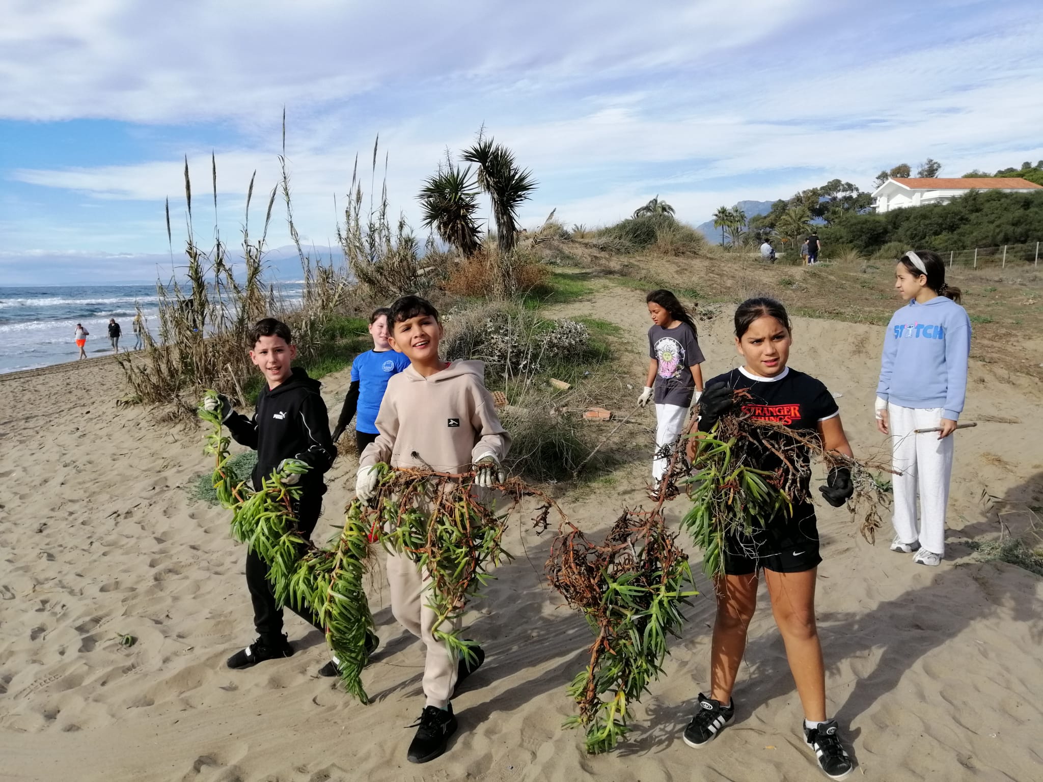 WhatsApp Image 2025-11-24 at 13.28.25